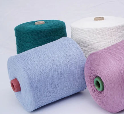 Knitting/Weaving Polyester Yarn with 100% Polyester and Uniform Evenness